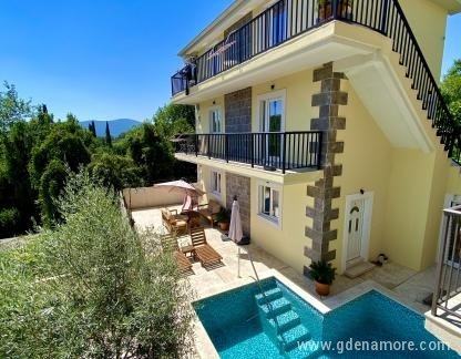 Apartamentos LUX S1, alojamiento privado en Tivat, Montenegro - 1